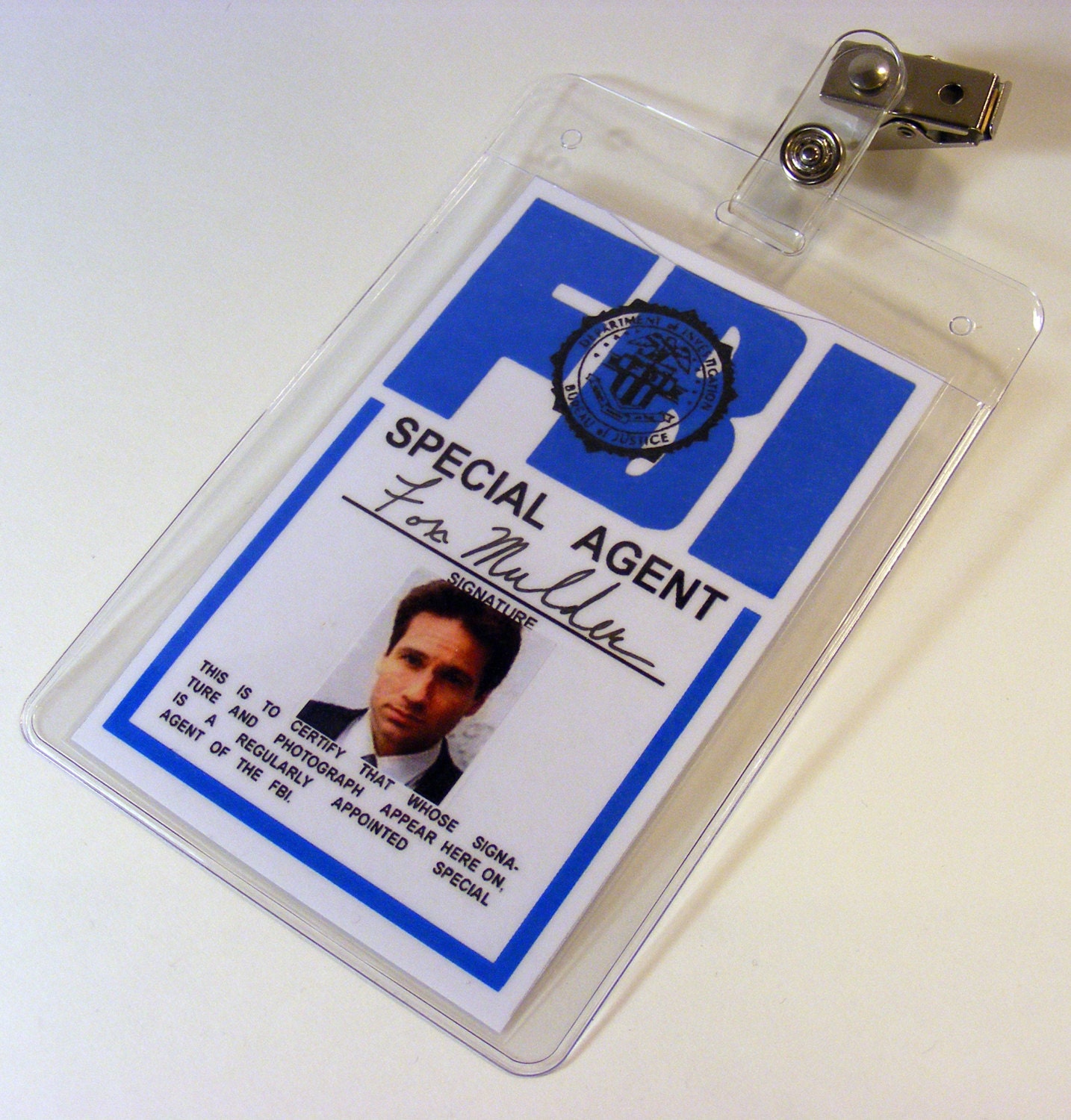 X-Files Prop Mulder or Scully Wallet with badge & ID hanger