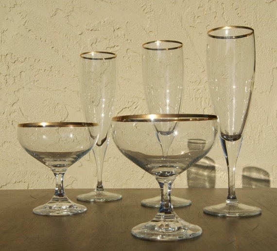 Vintage Gold Rimmed Champagne Glasses 8