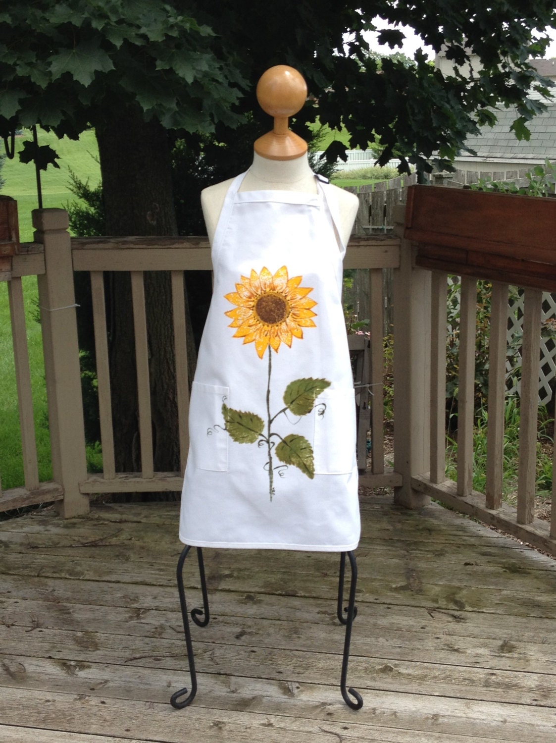 Sunflower Apron by SandraDdesigns on Etsy