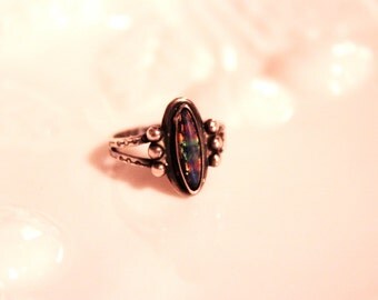 Sterling Silver Ring With Oil Colored Stone