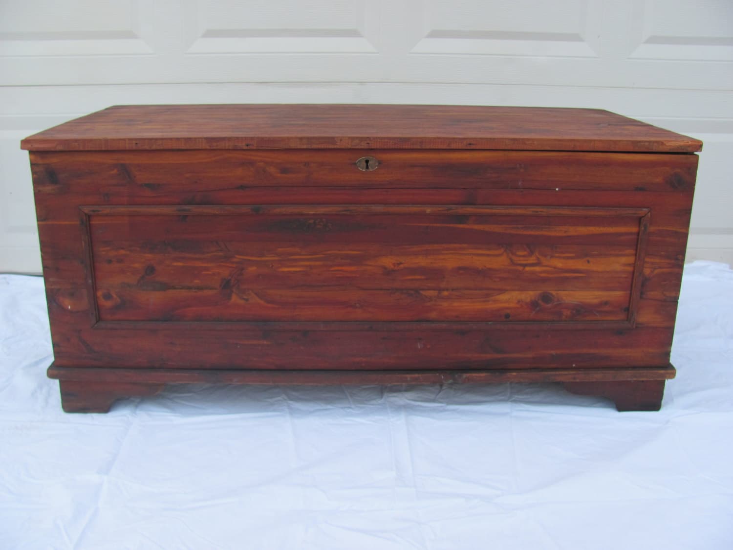 Beautiful Vintage Handmade Amish Cedar Hope Chest Trunk