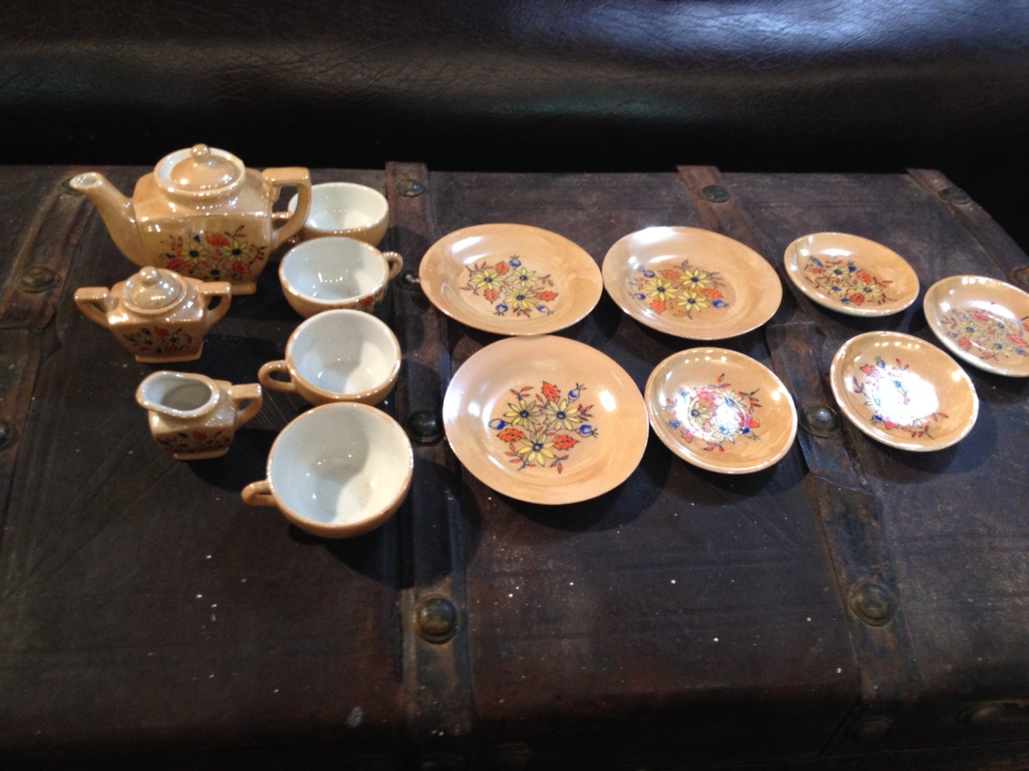 miniature japanese tea set