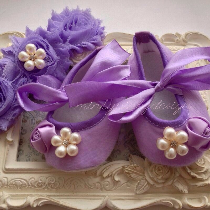 Lavender baby girl shoe with matching headband baby by mintypinky