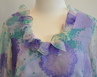 Pretty 70's floral knee length dress