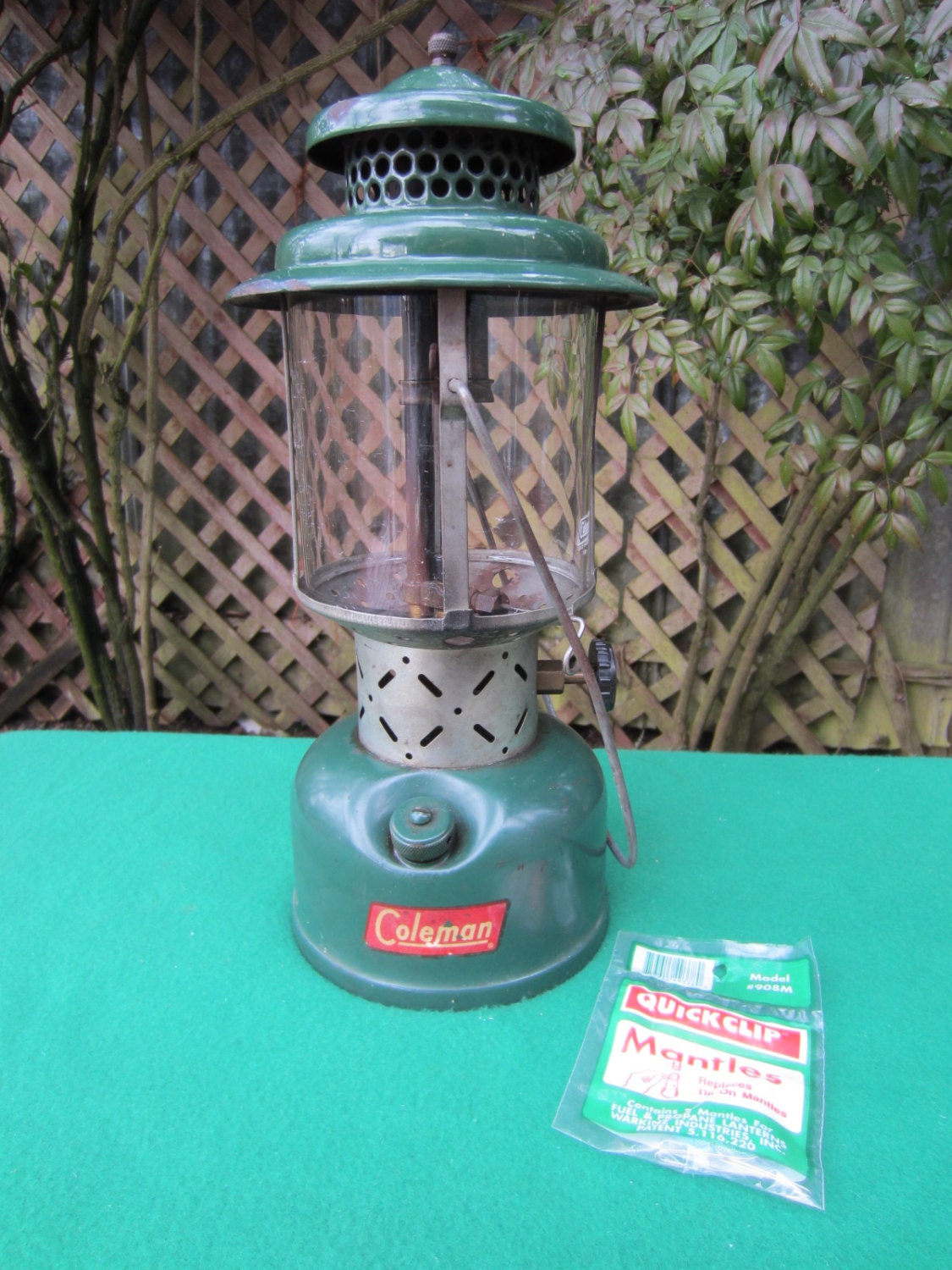 Vintage COLEMAN 220E Gas Lantern 1955 with Mantles and Good