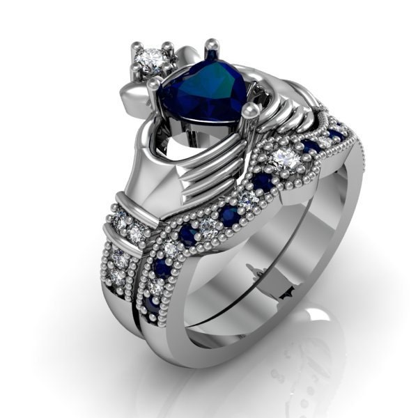 Claddagh engagement wedding ring set