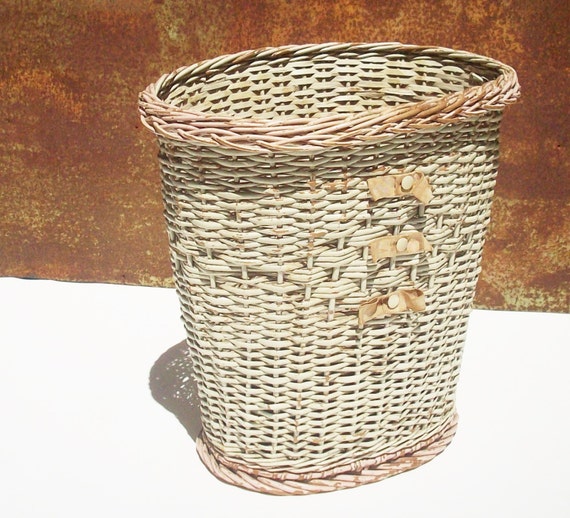 Vintage Wicker Trash Basket / Original Condition by rustfarm