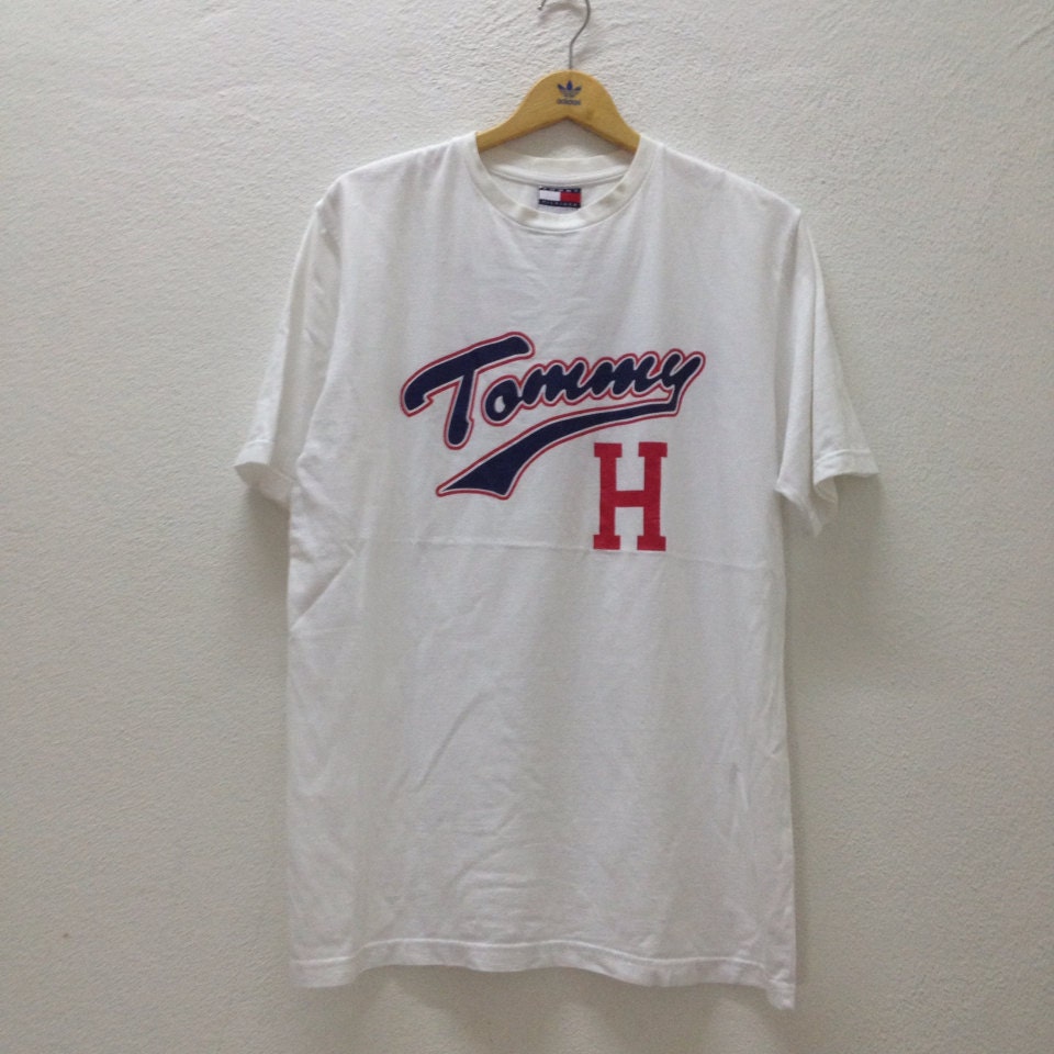 Vintage Tommy Hilfiger H 85 TH T-Shirt Sz L Made in by ZCaballero