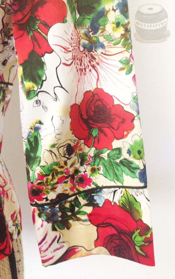 Vintage multicolor silk floral jacket with notched by Bellafatima