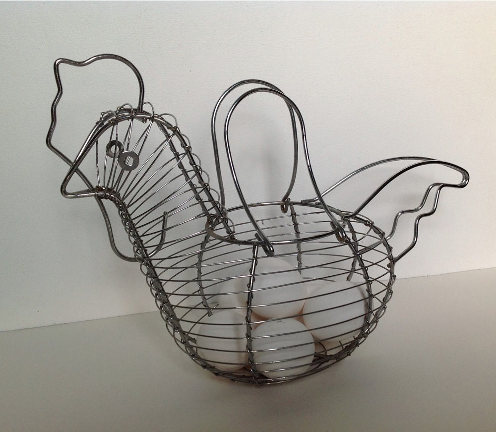 Vintage Wire Rooster Chicken Basket