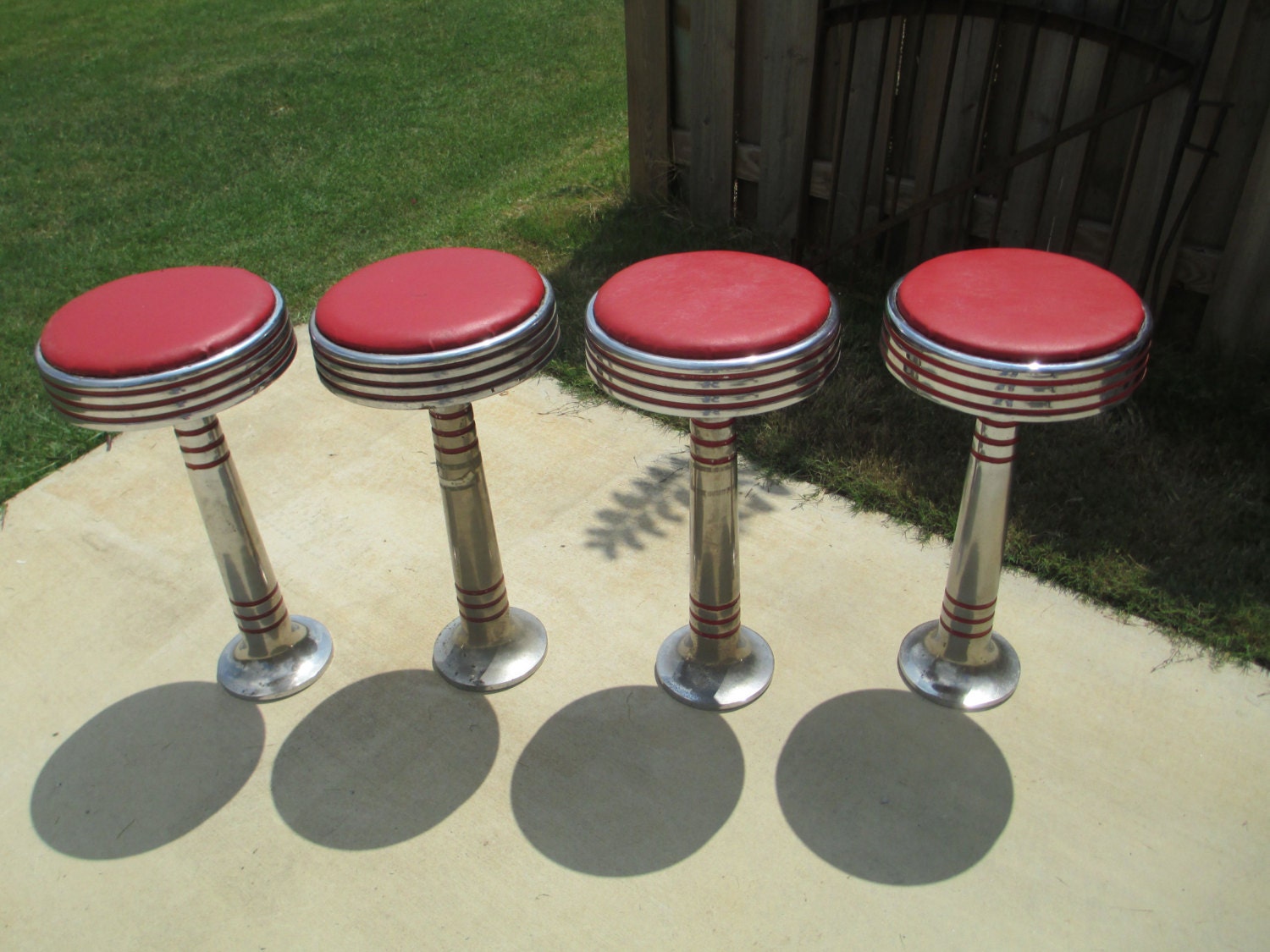 Vintage Ice Cream Parlor / Soda Fountain Stools Vintage Ice Cream Parlor / Soda Fountain Stools