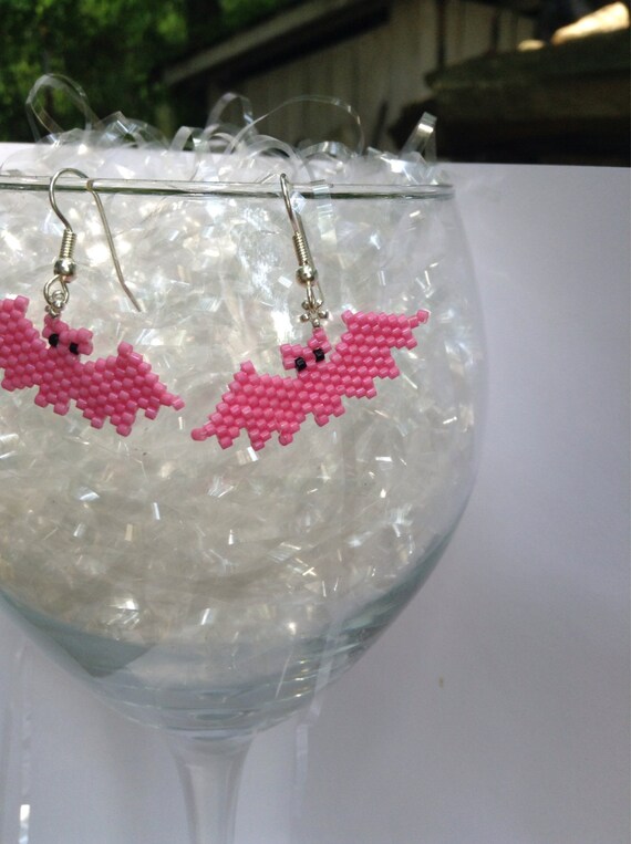 Items similar to Haloween beaded pink bat earrings, dangle earrings on Etsy