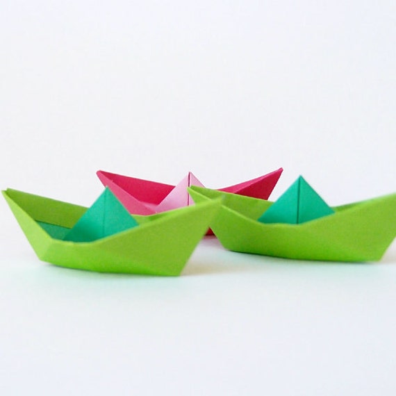 12 Small Green Origami Boats Japanese Paper by PaperToastCrafts