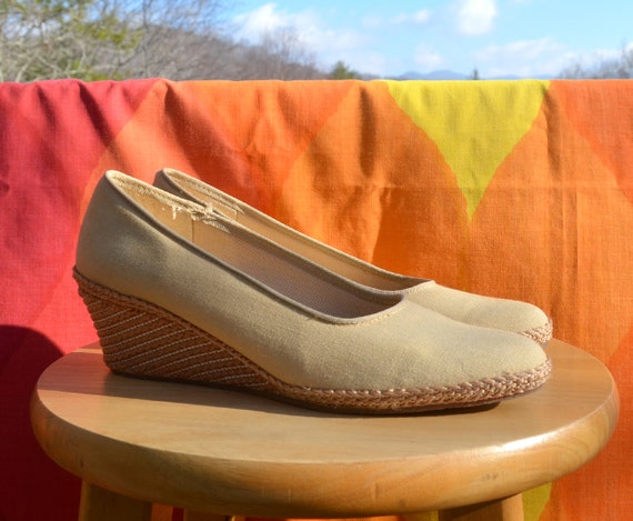 vintage 80s shoes canvas WEDGES women espadrilles by skippyhaha