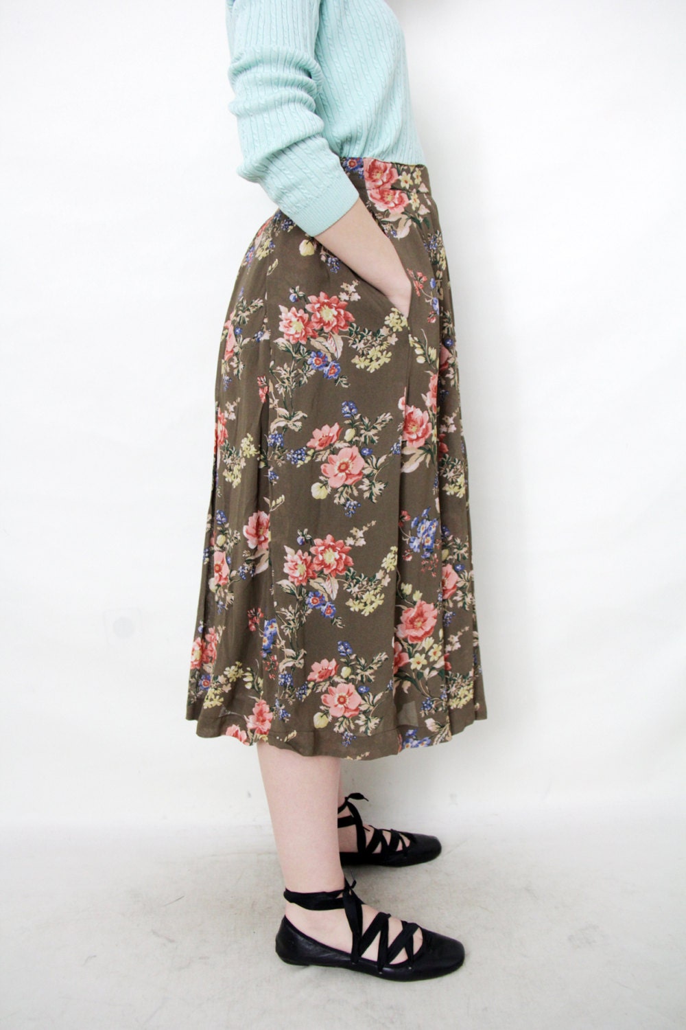 Vintage skirt / floral midi skirt / spring long full by nemres