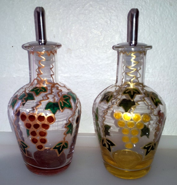 Handpainted Olive Oil/Balsamic Vinegar Cruet Set Grapevines