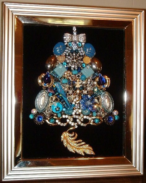 Vintage Jewelry BLUE CHRISTMAS Framed Jeweled Christmas Tree ~ Sparkling Jewels on Black Velvet