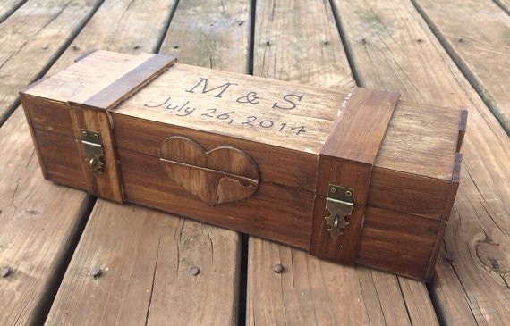 Rustic Wedding Wine Box - Wine Capsule - Wedding Capsule - Rustic Wedding - Shabby Chic Wedding - Lockable Wine Box - Personalized Wine Box by CountryBarnBabe