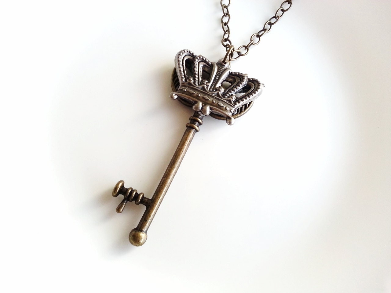 BUY 2 GET Any 1 FREE Skeleton Key Crown Necklace Steampunk Key Necklace Antique Brass Vintage Key Necklace Key Pendant Necklace