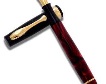Switch Your Colors Handcrafted Fountain Pen Made in Italy Light Ink Pen Gold plated 18 Kt. Details