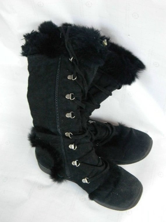 black flat boots with fur