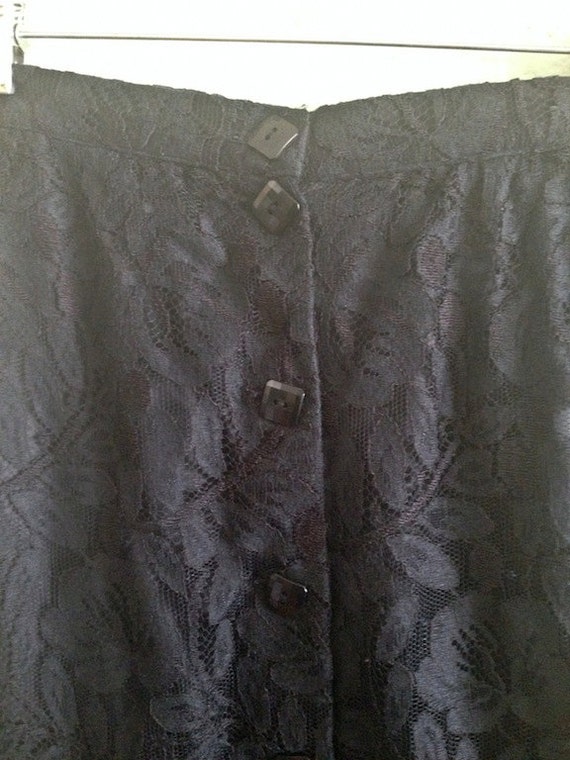 Jessica McClintock skirt black lace skirt button by TroppoBella