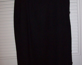 Long wool skirt by Hall's of Kanas City. ! Side-split with 18" buttoned or not to button. size 12