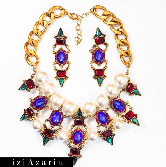 Macao Majesty Necklace and Drop Earring Set