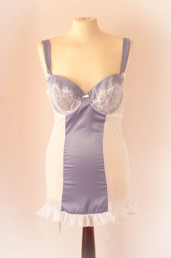 Lilac lace cupped bra with bow 9 11 wear sizes