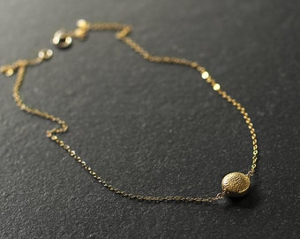 Dahlia - minimal 14k gold vermeil necklace - delicate gold necklace - gold pendant necklace - gold circle necklace - gift for mother