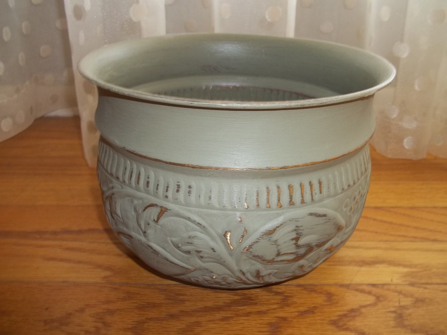 Painted Metal Planter Annie Sloan Chalk Paint by vintagearmoire