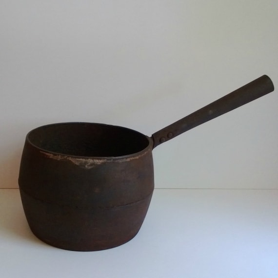 SALE antique cast iron cooking pot by ImSoVintage on Etsy