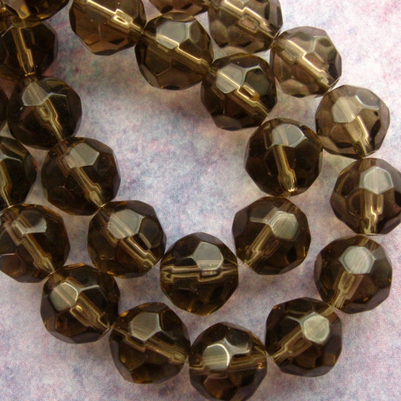10mm Grey Glass Beads 32 Beads Per 12 Strand 10mm