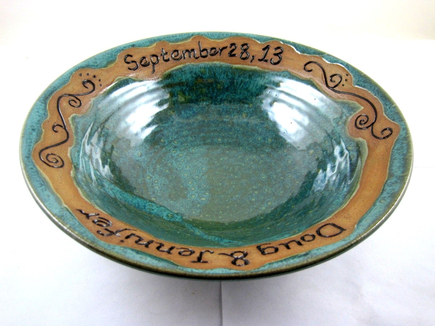 Custom name bowl / Personalized name bowl / by Ningswonderworld