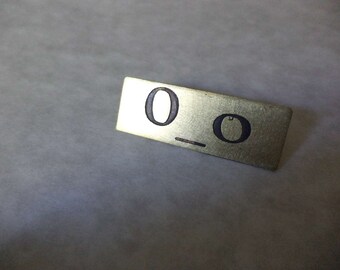 emoticon pin