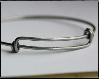 ANTIQUED Silver bangle bracelet for charms. Adjustable silver wire. Qty 1. For stacking, charm bracelets. Blanks. Jewelry supplies. (WD37)