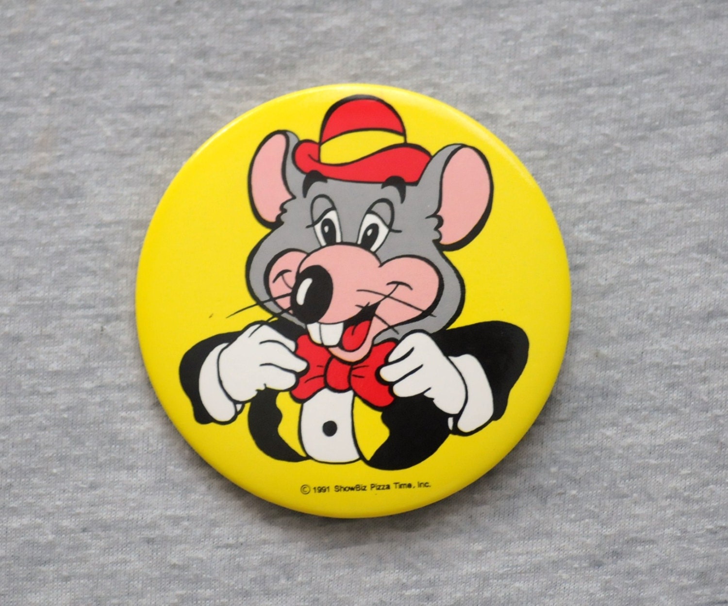 Know your Chuck E. Cheese history collectible 1991 by Rosehilde