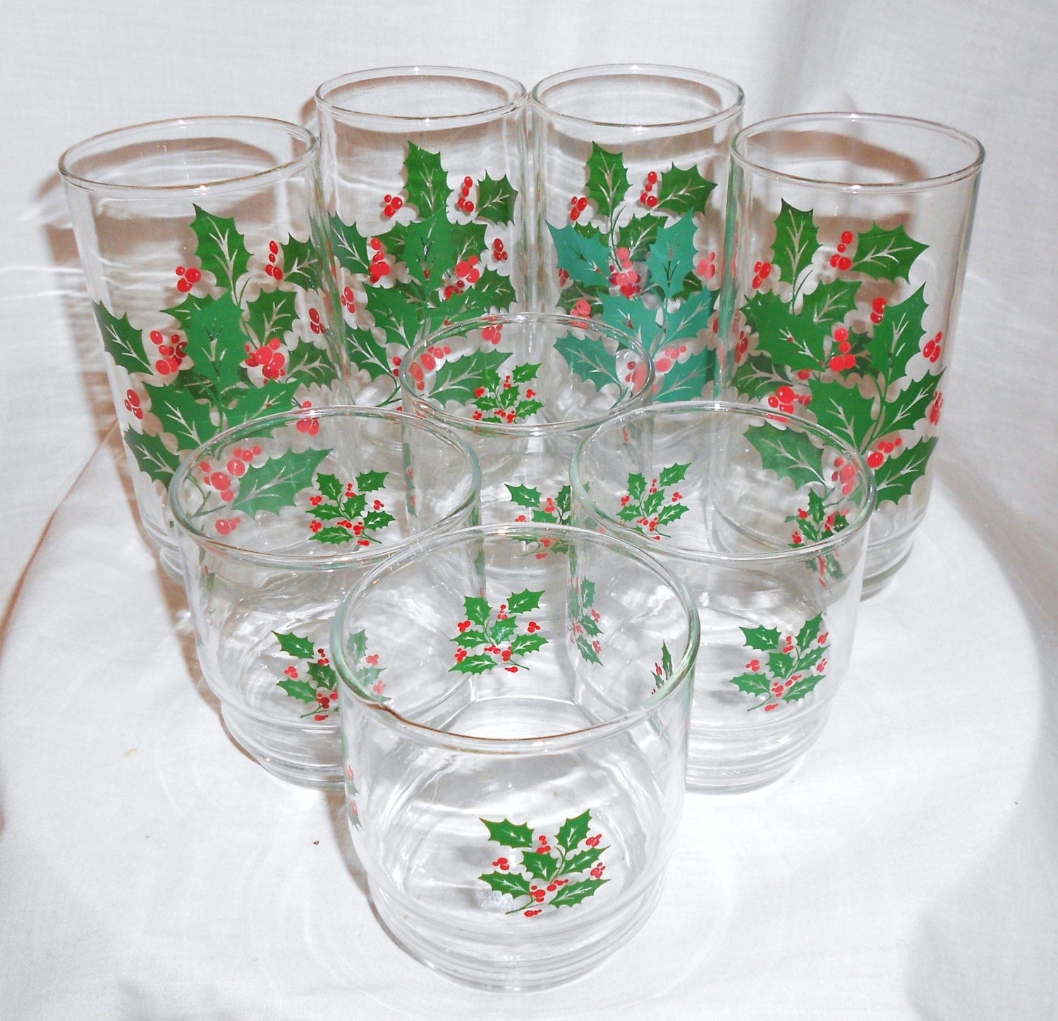 8 Vintage Drinking Glasses Christmas Holly Berry Leaves Indiana Glass Noel Pattern Haute Juice