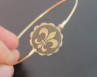 Fleur de Lis Coin Bangle Bracelet, New Orleans Bracelet, New Orleans Jewelry, Louisiana Bracelet, Louisiana Jewelry, Fleur de Lis Bracelet