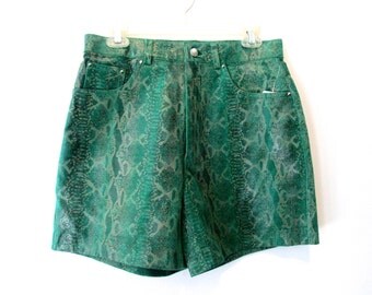 90's Leather Animal High Rise Shorts size - M/L