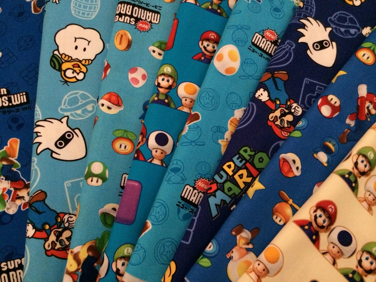Super Mario fabric small set 8 of 9.8 inches x 11.8 inches
