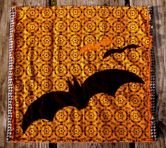 Halloween Bats Mini Quilt