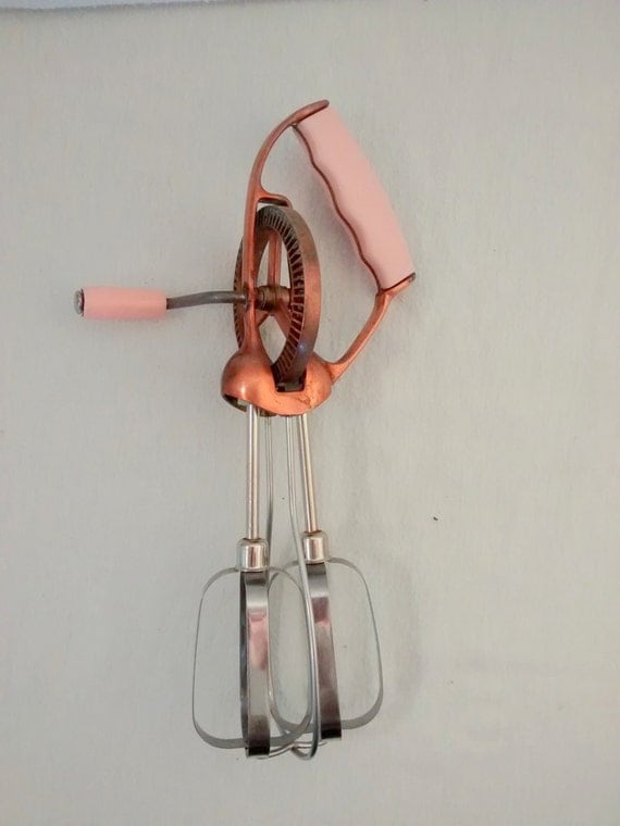 Vintage Turner & Seymour Copper Pink Hand Mixer Egg Beater
