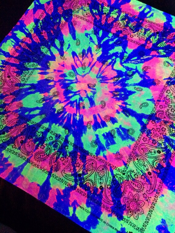 Black Light Tie Dye Bandana Black Light Room by missioncatnip