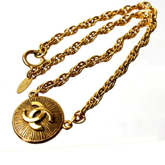 CHANEL vintage cc coco logo runway gold necklace