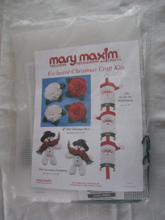 Mary Maxim Christmas Rose Plastic Canvas Needlepoint Kit
