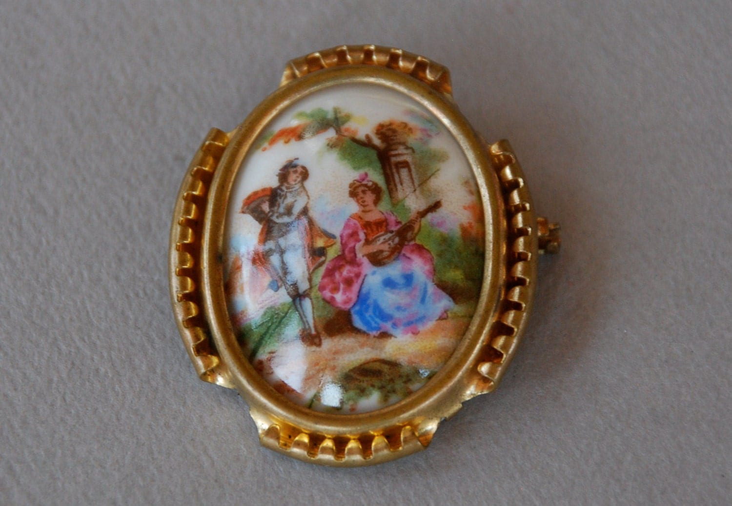 Vintage Limoges Brooch Porcelain Gold Tone Frame Courting