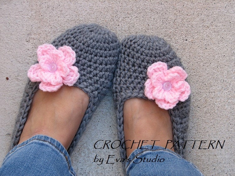 Adult Slippers Crochet Pattern PDFEasy Great for by EvasStudio