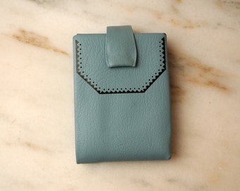 Mid Century Princess Gardner Wallet Light Blue