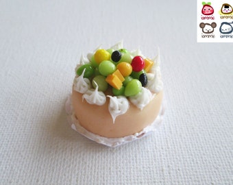 Miniature Cake, miniature clay cake, food figurine, miniature clay sweet, polymer clay food, mini, dessert, dollhouse, tiny, scale, polymer
